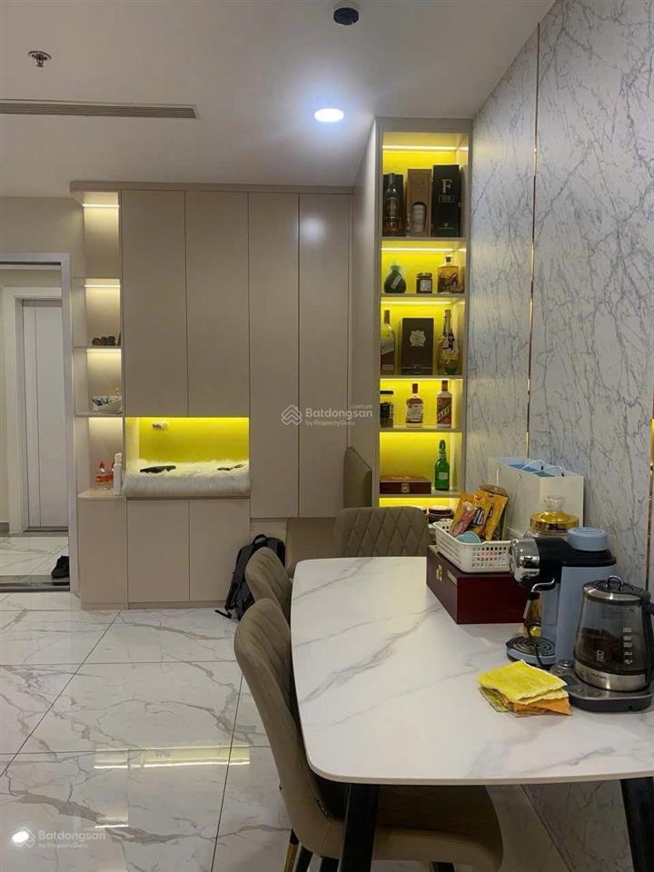 Chính chủ gửi bán, ch ehome s phú hữu, dt68m2, 2pn + 2wc, nội thất cơ bản  có sổ hồng