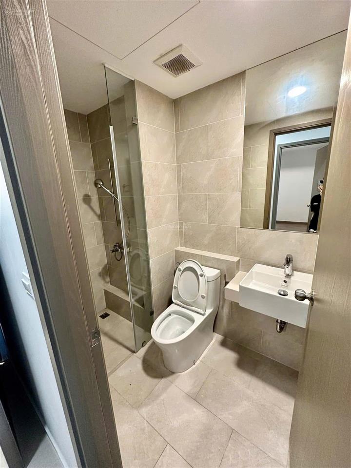 Chính chủ để giá mềm bán gấp, ch ehome s q.9, dt70m2, 2pn + 2wc, để lại nội thất  có sổ