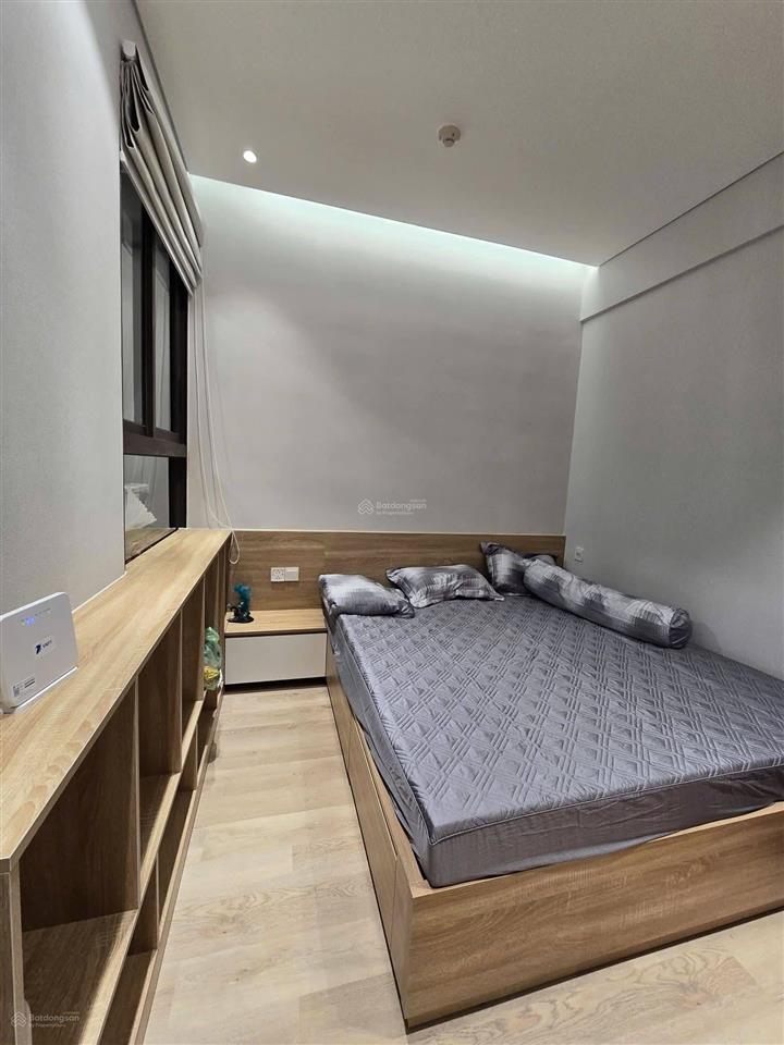 Chính chủ gửi bán ch conic riverside q8, dt 72m2 2pn 2wc, nội thất cơ bản  có sổ hồng