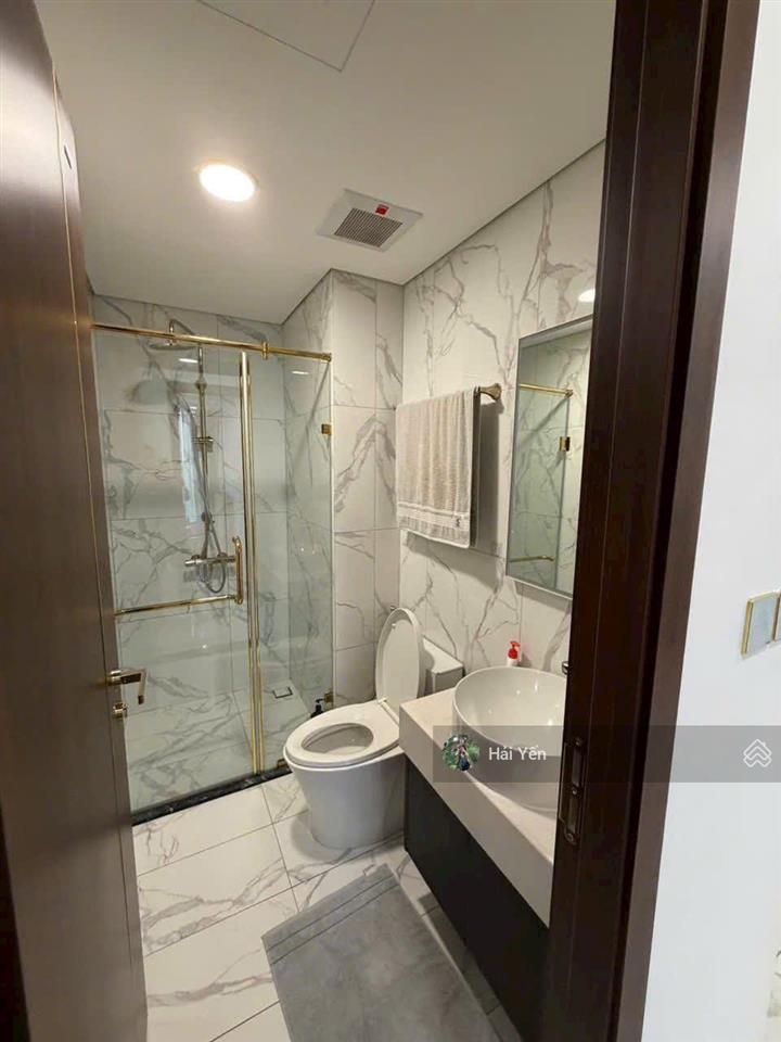Chính chủ để giá mềm, ch sunny plaza q. gò vấp, giá 2 tỷ 240 dt 65m2, 2pn+2wc, có nội thất sổ hồng