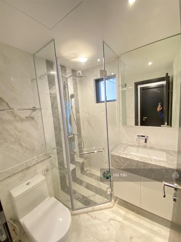 Chính chủ để lại giá mềm, ch era town q.7, giá 1 tỷ 730 dt 96m2, 2pn+2wc, có nội thất  có sổ hồng