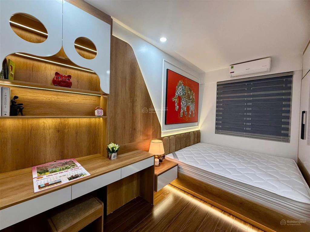 An lạc lưu hữu phước 133m full nội thất cao cấp sàn trọng. giá 9,3 tỷ thương lượng
