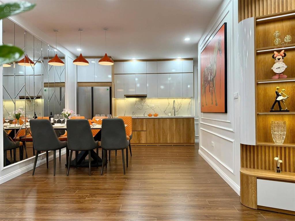 An lạc lưu hữu phước 133m full nội thất cao cấp sàn trọng. giá 9,3 tỷ thương lượng
