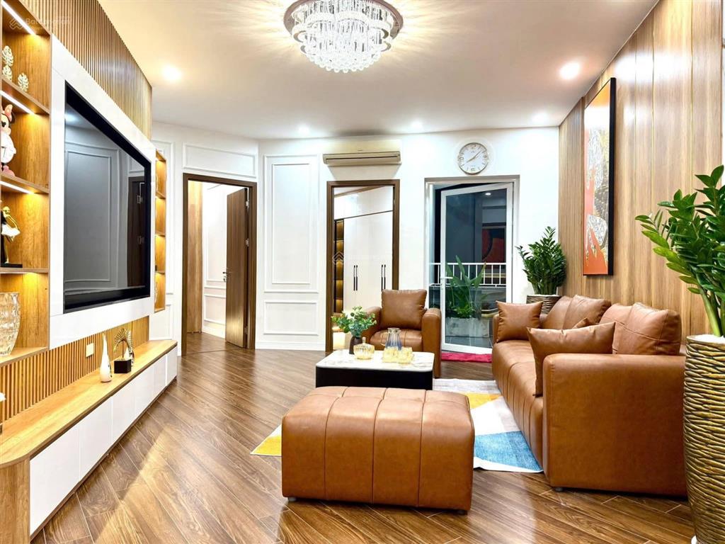 An lạc lưu hữu phước 133m full nội thất cao cấp sàn trọng. giá 9,3 tỷ thương lượng