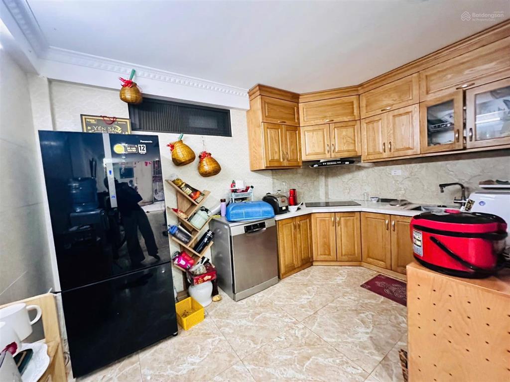 Thái thịnh đống đa ngõ nông gần phố 35m2 5 tầng mặt tiền 3.8m nhà đẹp ở ngay 8 tỷ