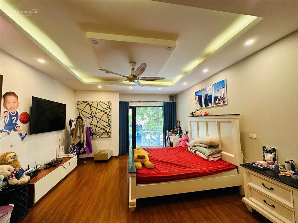 Đống đa phân lô vỉa hè 95m2 6 tầng thang máy 2 mặt tiền 5.2m trước sau kinh doanh văn phòng 56.8 tỷ