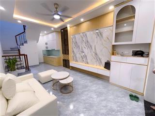 Bán nhà ngõ phố kiến thiết quận đống đa nhà đẹp ngõ nông  8.85 tỷ.