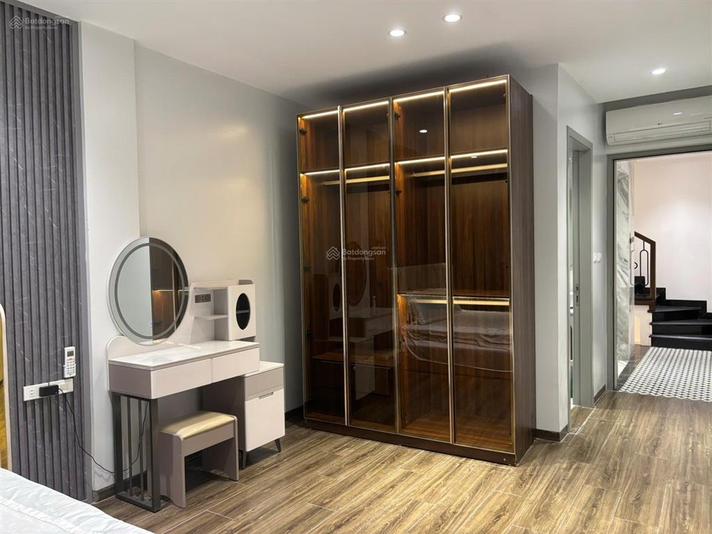Bán nhà mặt ngõ phố khâm thiên 7t thang máy, sát phố, kinh doanh, ở, cho thuê  15 tỷ