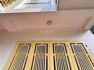 Bán nhà đường láng lô góc  nhà xây mới  thang máy xịn  chủ thiện chí  hàng hiếm đống đa