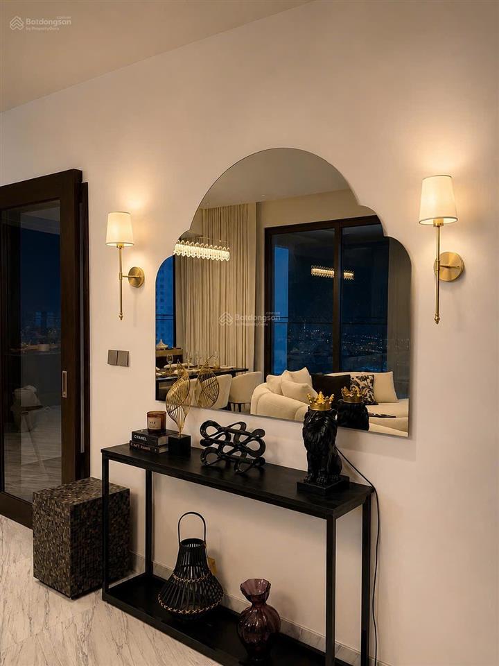 Define cho thuê căn 4 phòng ngủ 325m2
