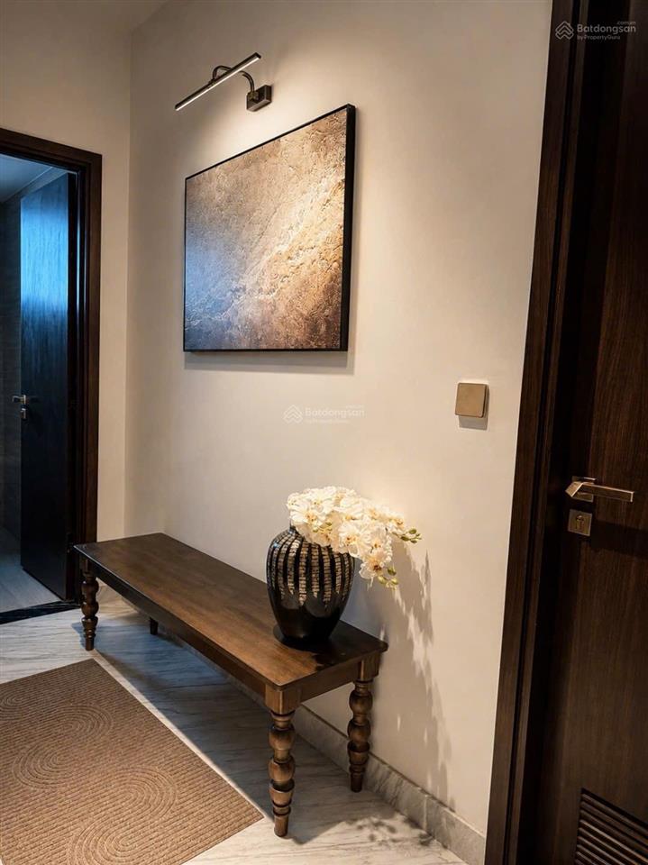 Define cho thuê căn 4 phòng ngủ 325m2