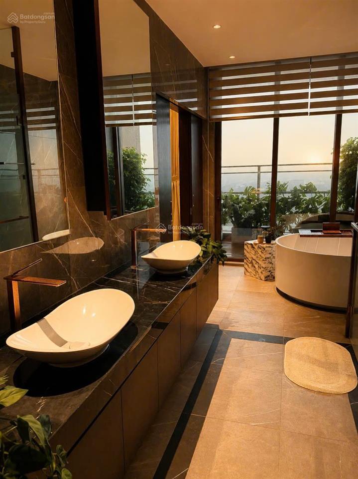 Define cho thuê căn 4 phòng ngủ 325m2
