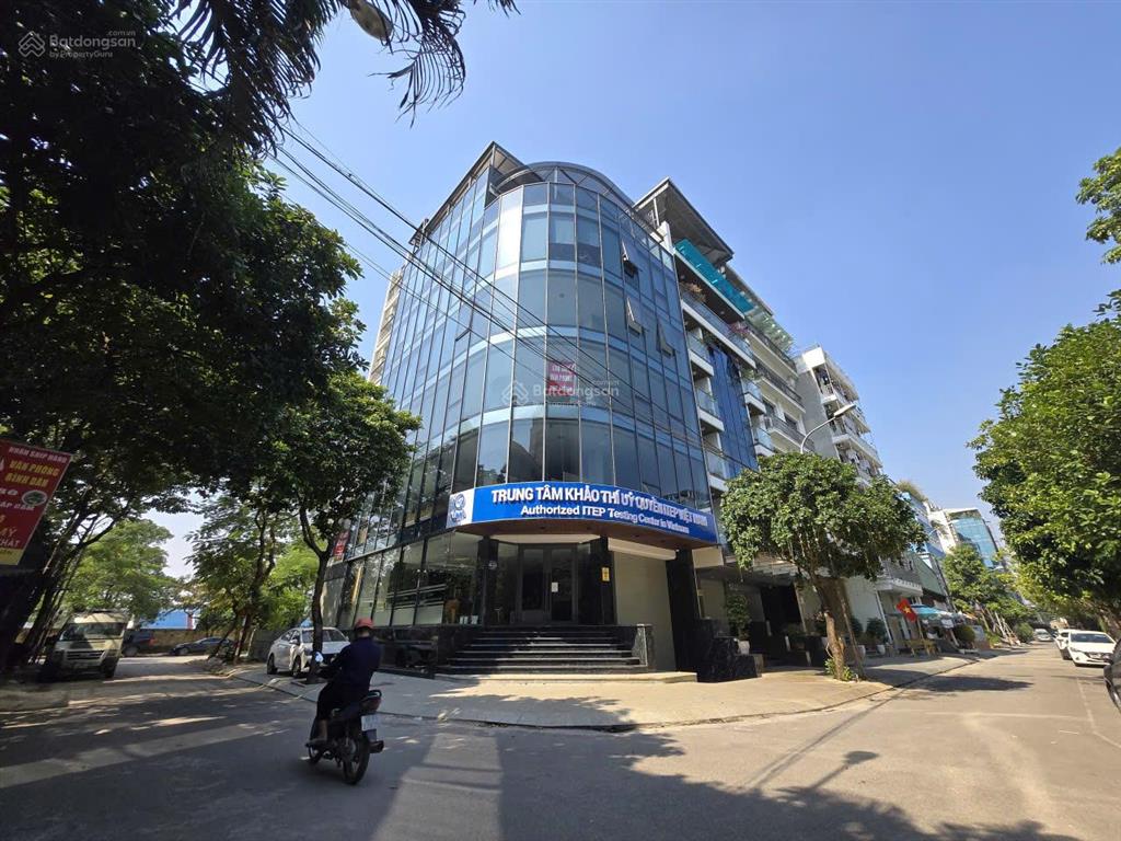 Chính chủ cần bán gấp 152m2 đất khu đấu giá 3ha  đường đức diễn mặt tiền 8m giá 33 tỷ.