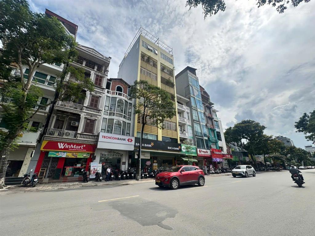 Chính chủ cần bán gấp nhà mặt phố trần quốc hoàn 79m2 x 2 mặt thoáng giá 43 tỷ.