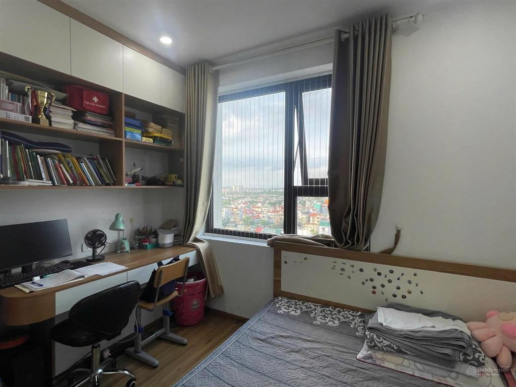 Bán căn hộ chung cư 63m2, 4,2 tỷ tại hoàng mai, hà nội, 2pn, 2wc, nội thất đầy đủ
