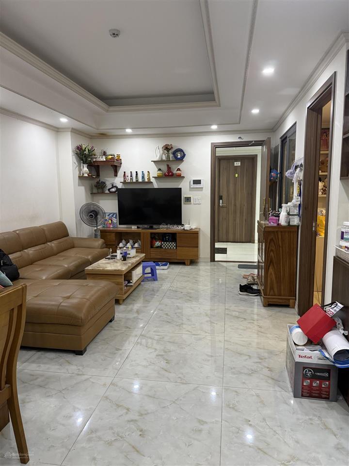 Cần bán gấp căn hộ chính chủ, nội thất đầy đủ