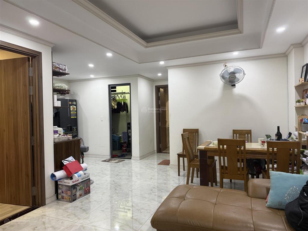 Cần bán gấp căn hộ chính chủ, nội thất đầy đủ