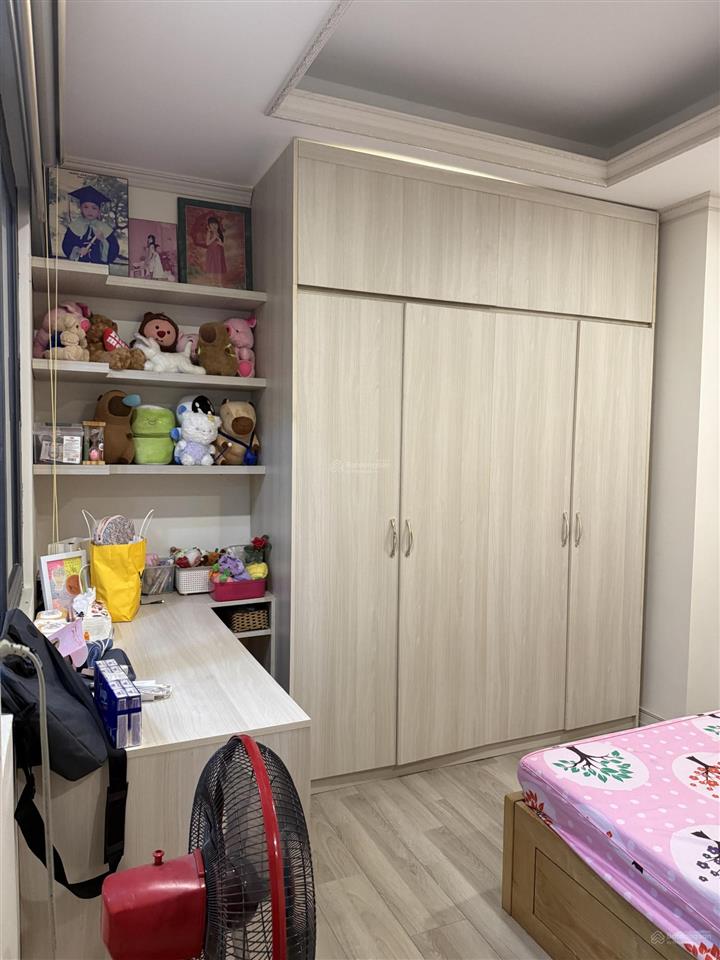 Cần bán gấp căn hộ chính chủ, nội thất đầy đủ