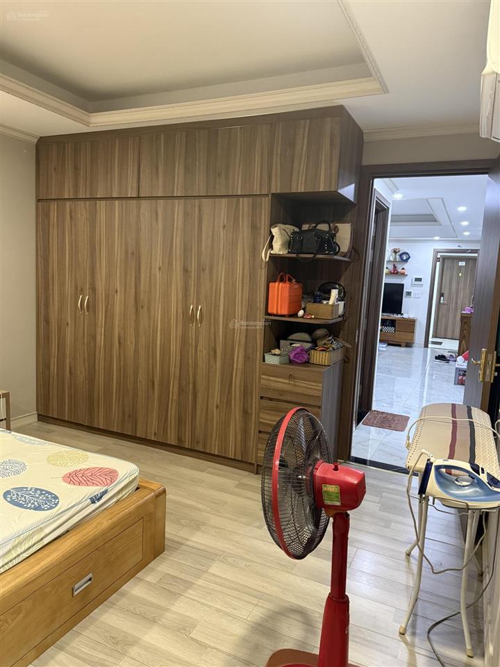 Cần bán gấp căn hộ chính chủ, nội thất đầy đủ