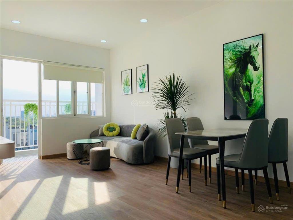 Cần bán ch 155 nguyễn chí thanh 60.04m2tt, 2pn, căn góc, có sổ hồng. giá thật nhà thật 4.29 tỷ tl