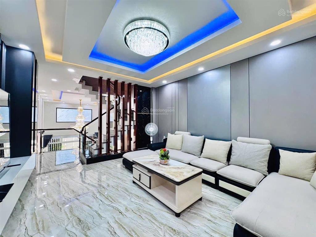 Biệt thự, hẻm 8m  khu vip tân phú  5 tầng, 6x13  cam kết chuẩn 100%