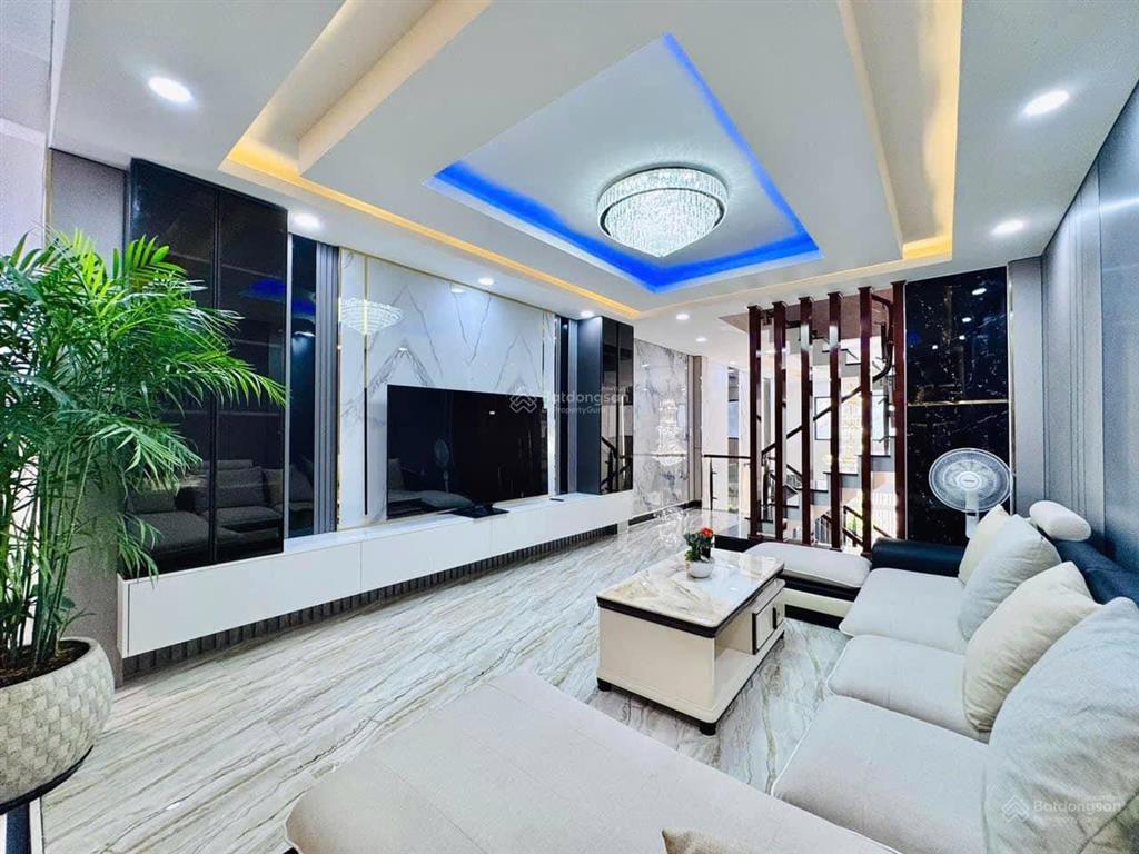 Biệt thự, hẻm 8m  khu vip tân phú  5 tầng, 6x13  cam kết chuẩn 100%