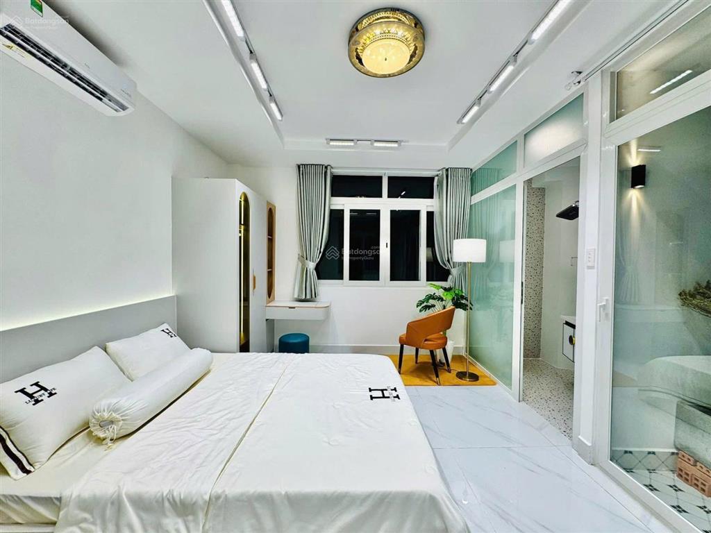 Chỉ 7,8 tỷ  nhà đẹp có thang máy  5 tầng, 5x16m  cam kết chuẩn 100%