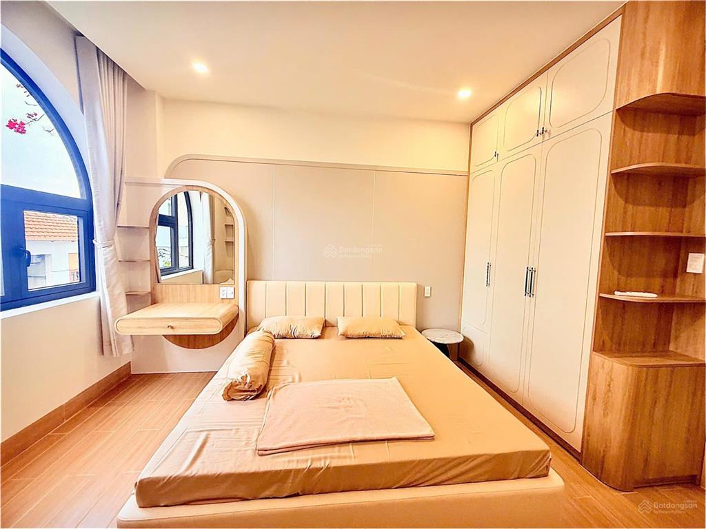 Nhà đẹp hxh cần bán gấp đường tân thắng