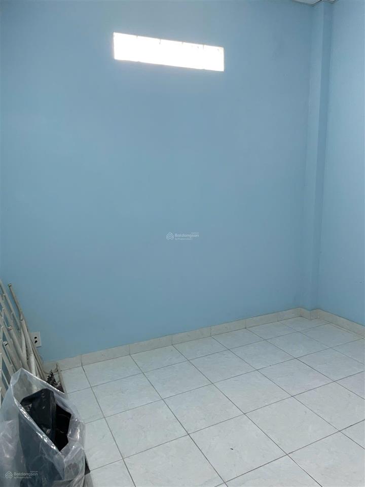 Cần bán nhà hxh đường lê trọng tấn  tân phú