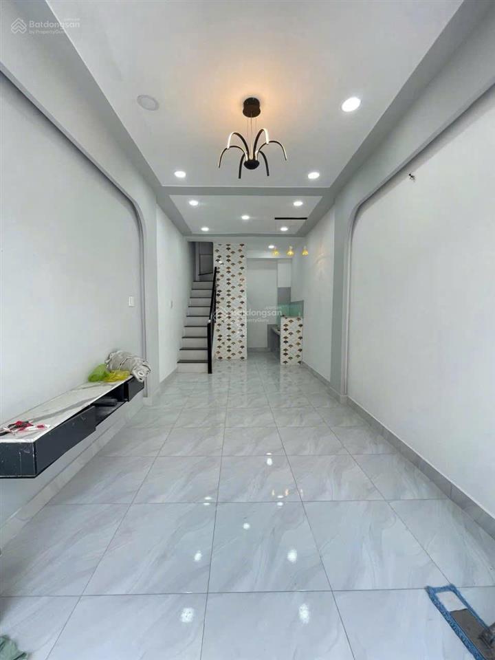 Bán nhà đường xe tải thông thoại ngọc hầu  tân phú