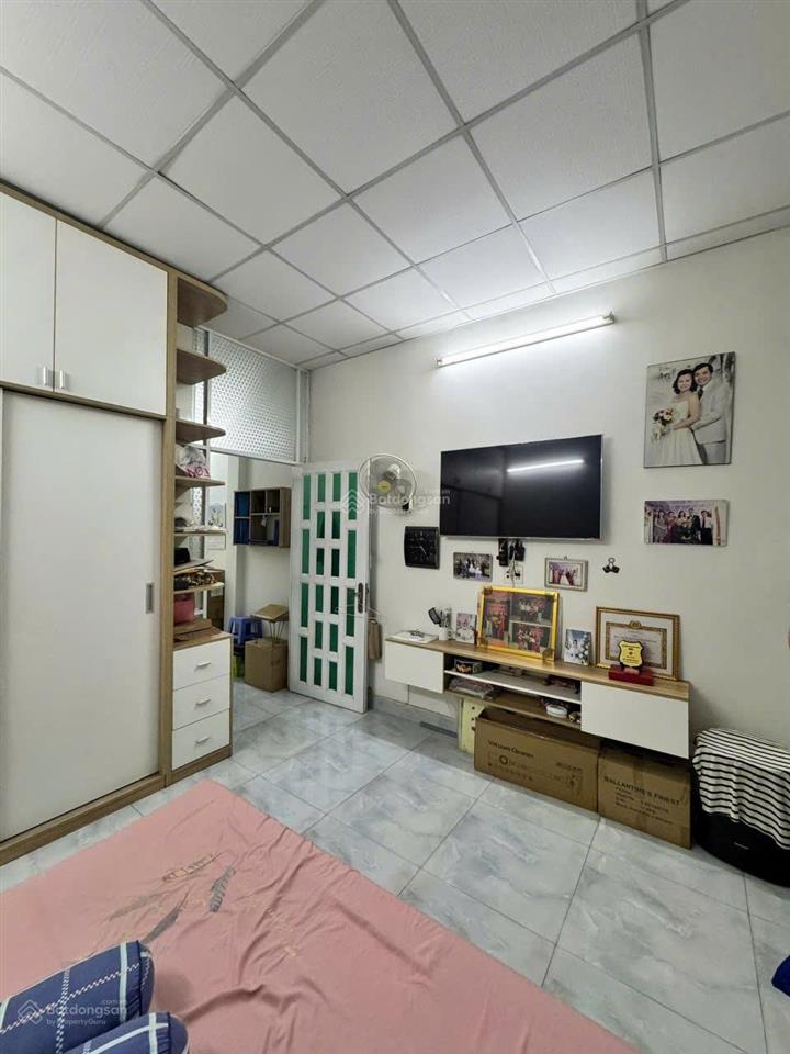 Bán nhà mặt tiền đường nguyễn quý anh  tân phú