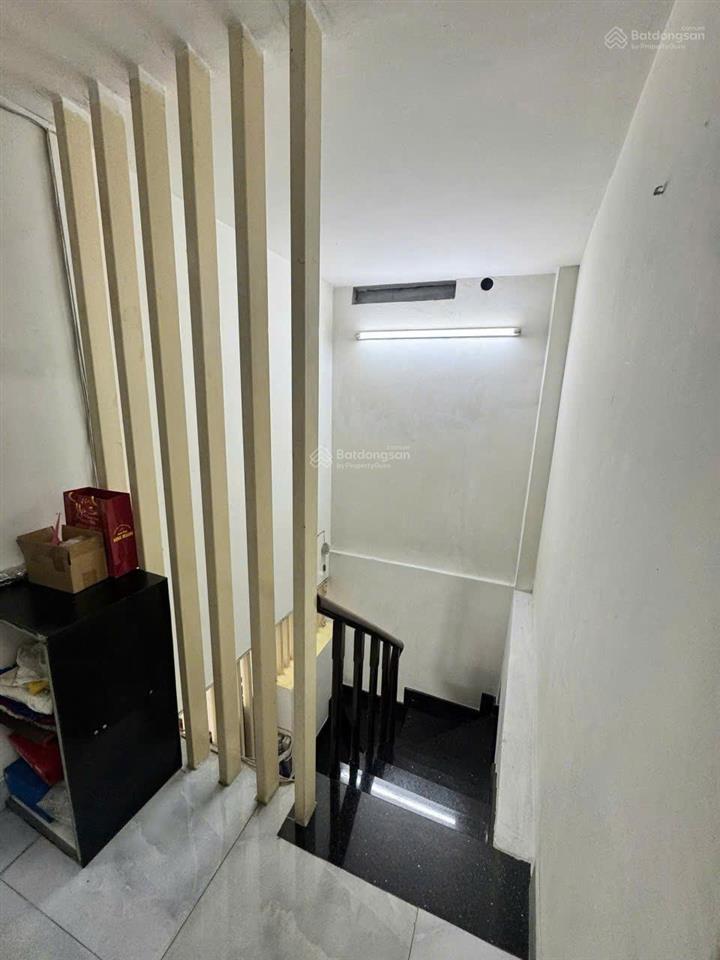Bán nhà mặt tiền đường nguyễn quý anh  tân phú