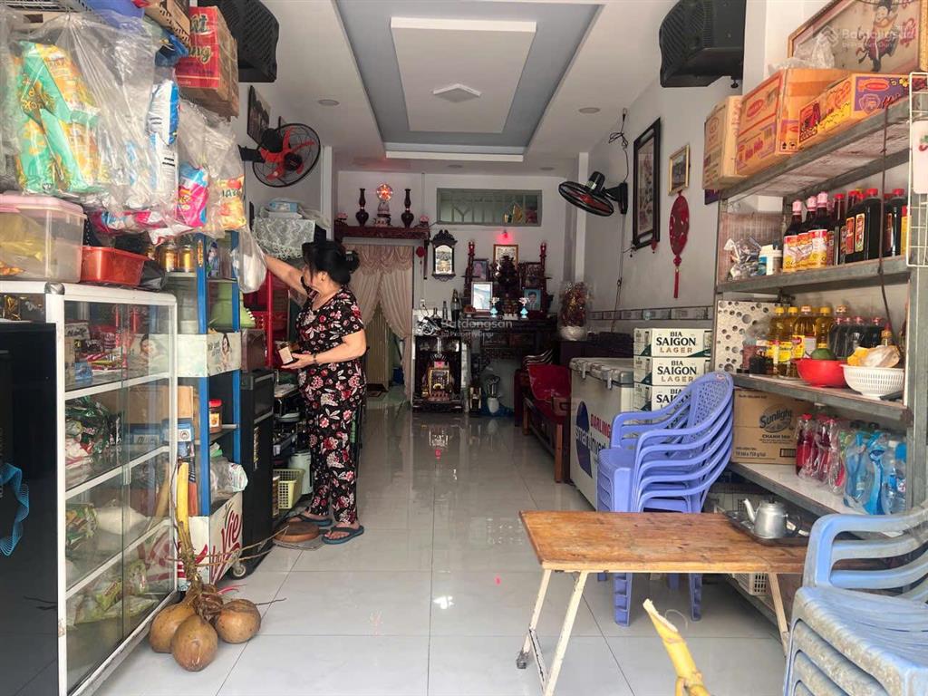 Ngộp ngân hàng giảm 1 tỷ cần bán gấp nhà mặt tiền trần thủ độ  tân phú