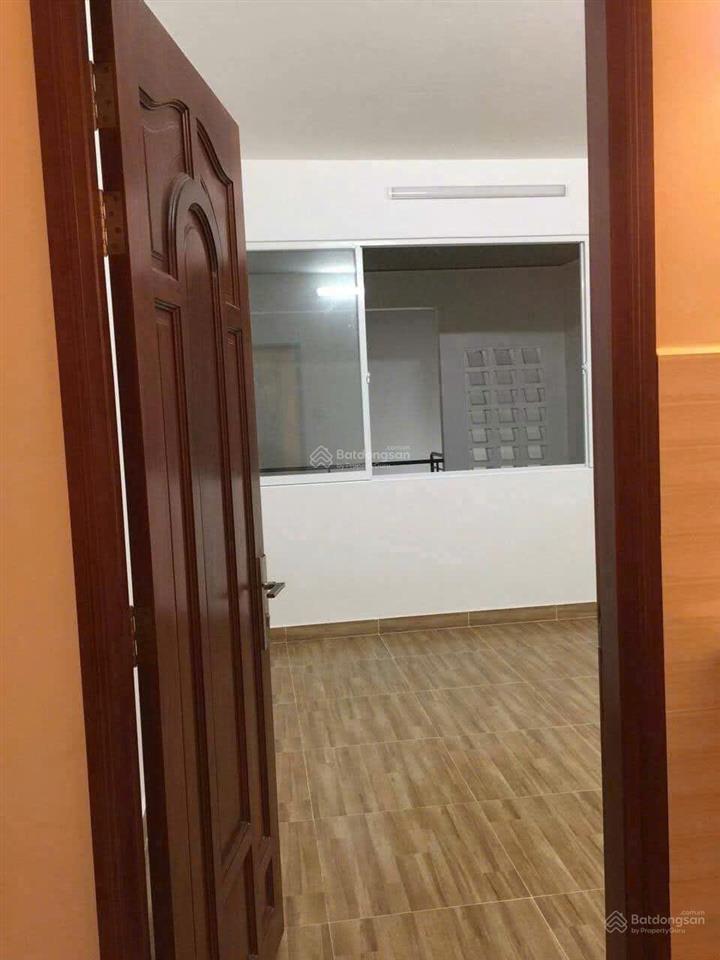 Hẻm xe hơi quay đầu đường hà thị đát cần bán gấp  tân phú