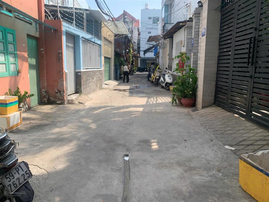 Hẻm xe hơi quay đầu đường hà thị đát cần bán gấp  tân phú