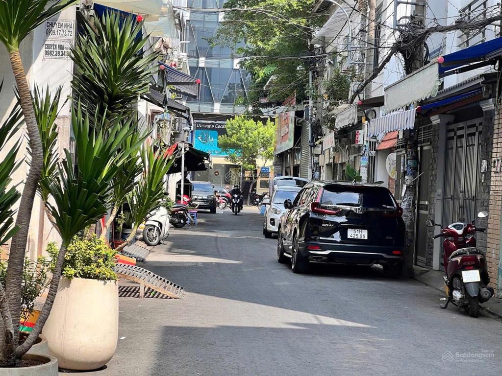 Định cư nước ngoài cần bán nhà hẻm xe hơi gò dầu  tân phú