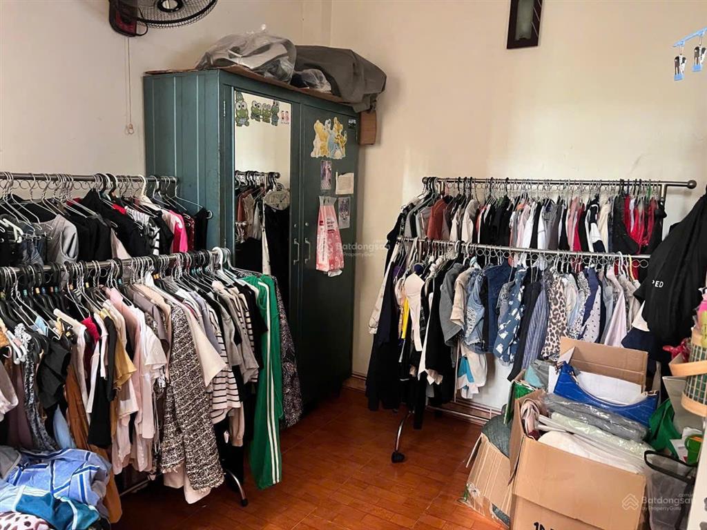 Định cư nước ngoài cần bán nhà hẻm xe hơi gò dầu  tân phú