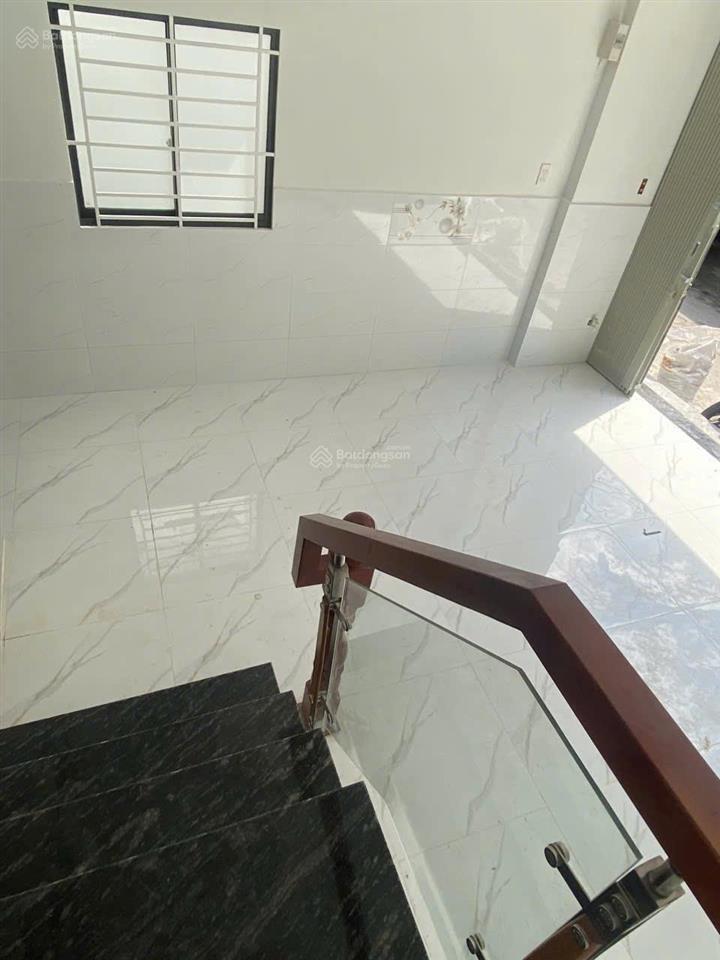 Bán nhà hẻm 6m đường số 18  tân phú