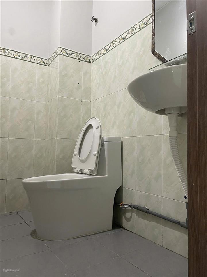 Cần bán nhà đường trần văn ơn  tân phú
