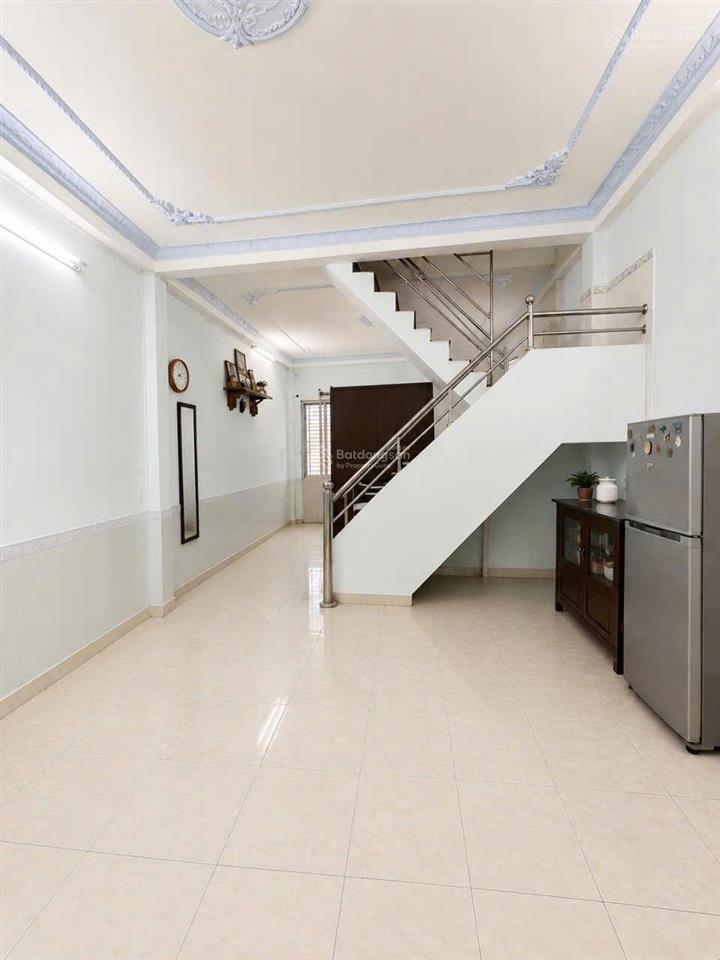 Cần bán nhà đường tô hiệu  tân phú