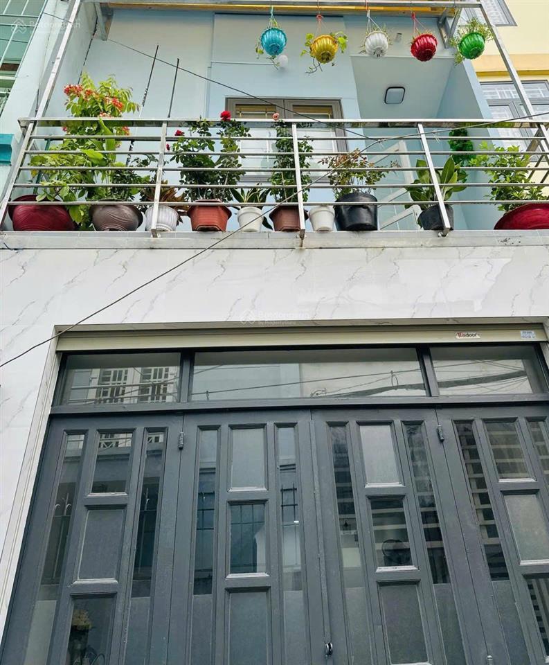 Cần bán gấp nhà đường vườn lài  tân phú