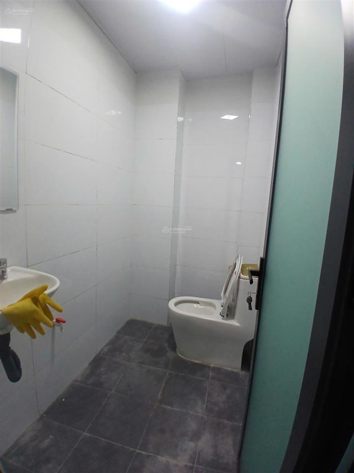 Nhà đẹp gò dầu trung tâm tân phú cần bán