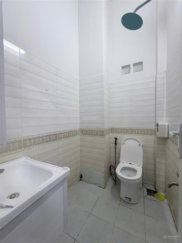 Cần bán nhà btct  hẻm xe hơi nguyễn hữu tiến  tân phú