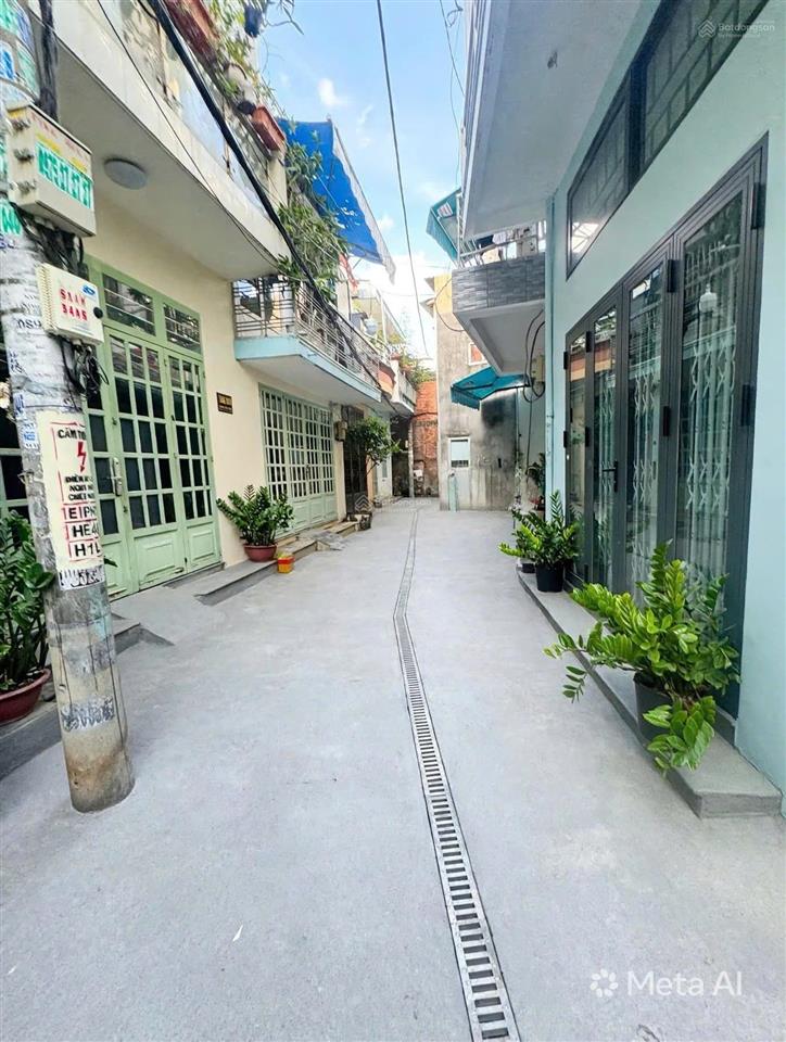 Cần bán nhà đẹp hẻm 4m phú thọ hòa  tân phú