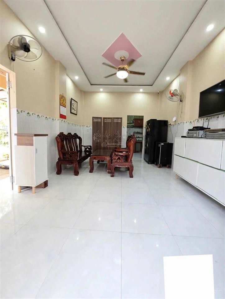 Cần bán nhà đẹp hẻm 4m phú thọ hòa  tân phú