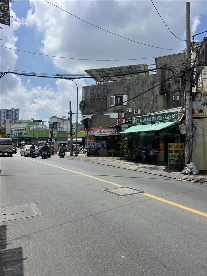 Nhà mặt tiền thoại ngọc hầu cần bán