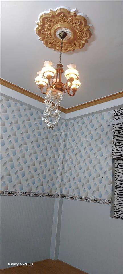 Cần bán gấp nhà hẻm xe hơi btct nguyễn văn yến  tân phú