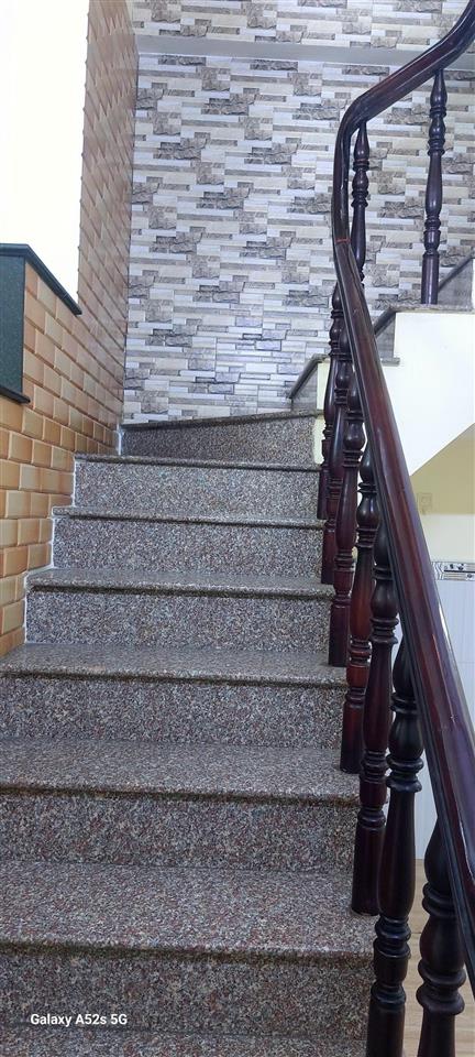 Cần bán gấp nhà hẻm xe hơi btct nguyễn văn yến  tân phú