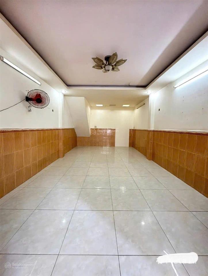 Bán gấp nhà btct, hẻm xe hơi thông  thoại ngọc hầu  tân phú