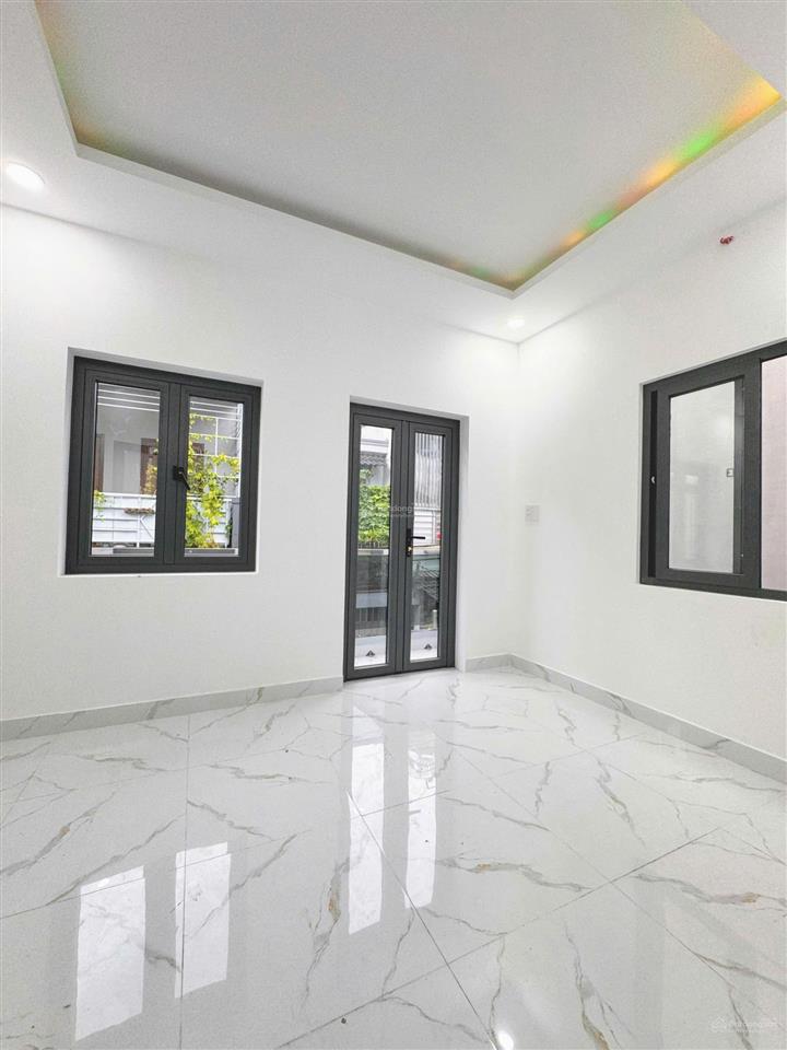 Cần bán gấp nhà mặt tiền đường đô đốc lộc  tân phú